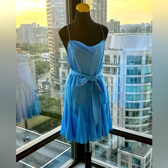 🆕 ALICE + OLIVIA 🧿 NWT Webber Cowl Neck Mini Dress, Blue Paradise - Picture 4 of 17